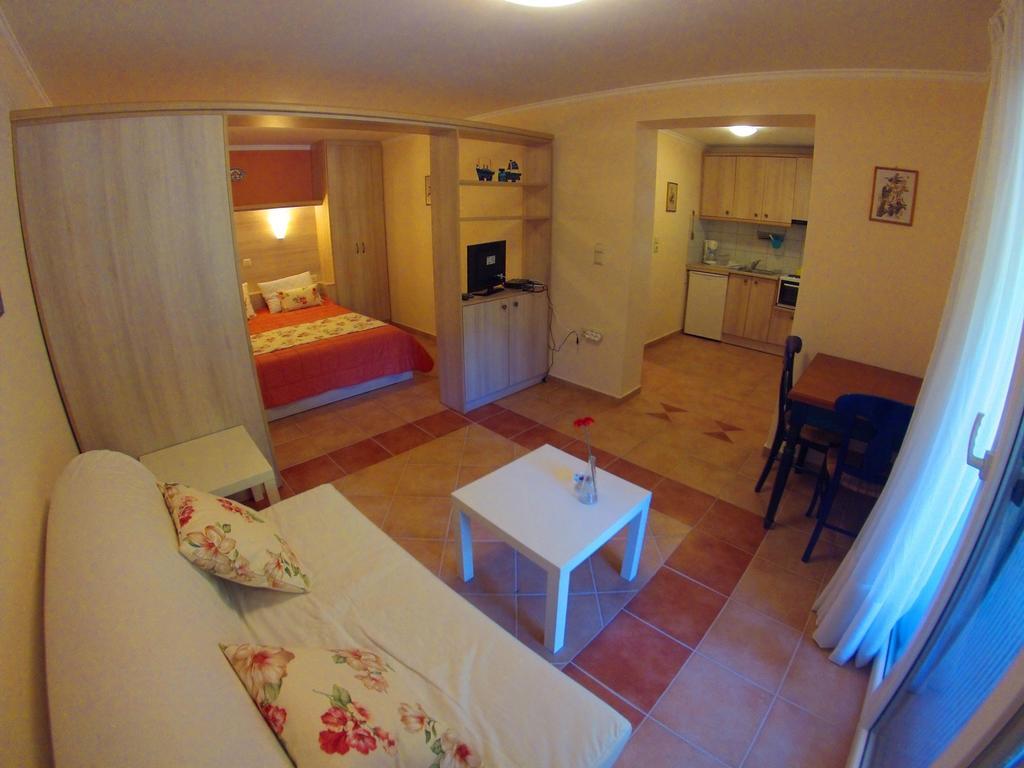 Appartamenti Angelika Perdika  Habitación foto